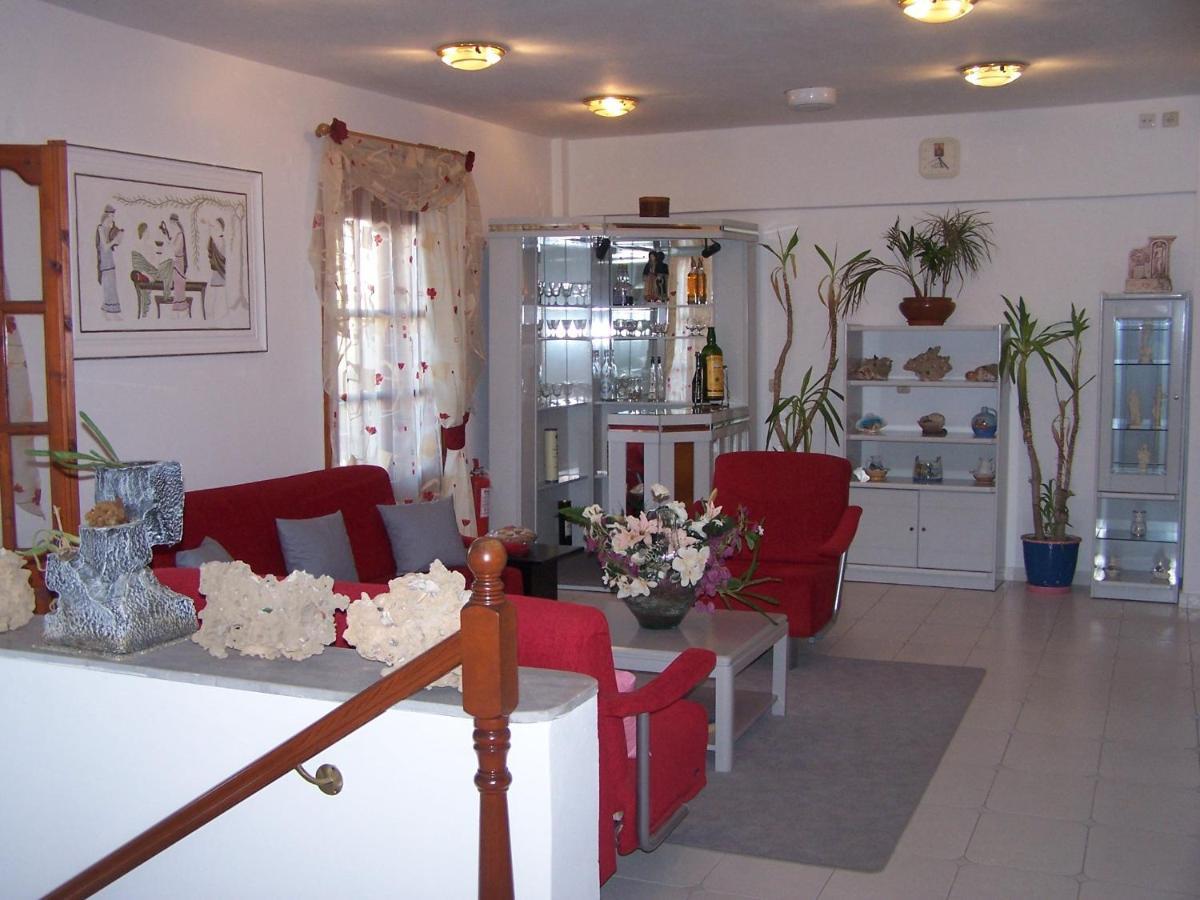 Sea Stone Apartments Карпатос Екстериор снимка